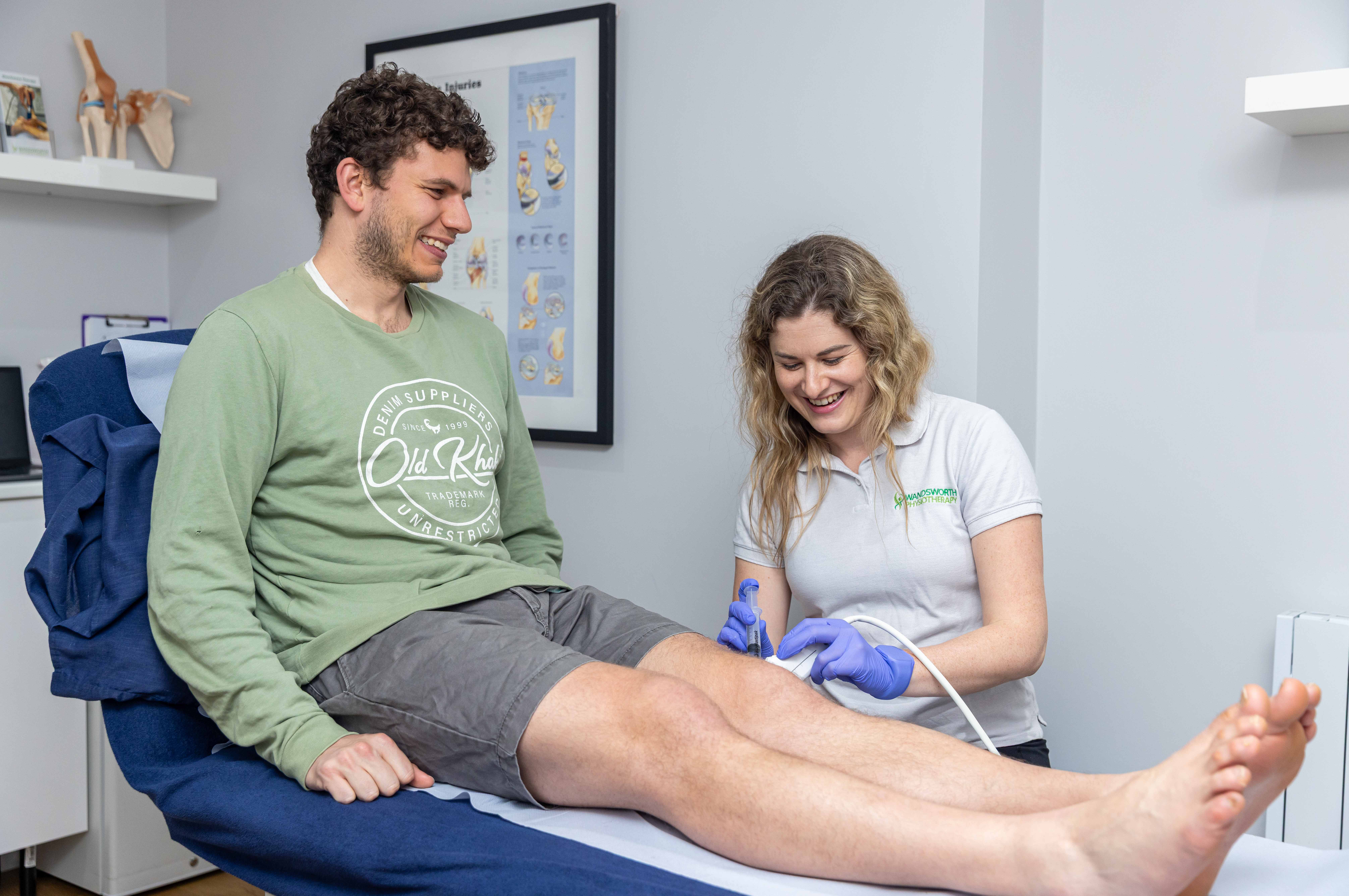 Knee pain clinic injections